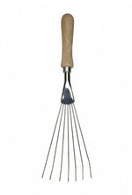Border Leaf Rake